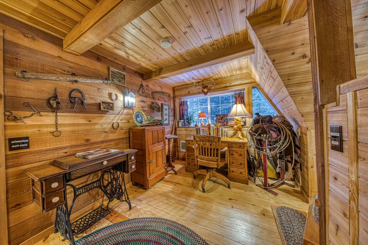 Clear Creek Cabin Welches Buitenkant foto